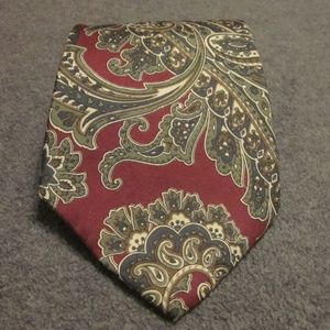 Halston Silk Tie Excellent Condition